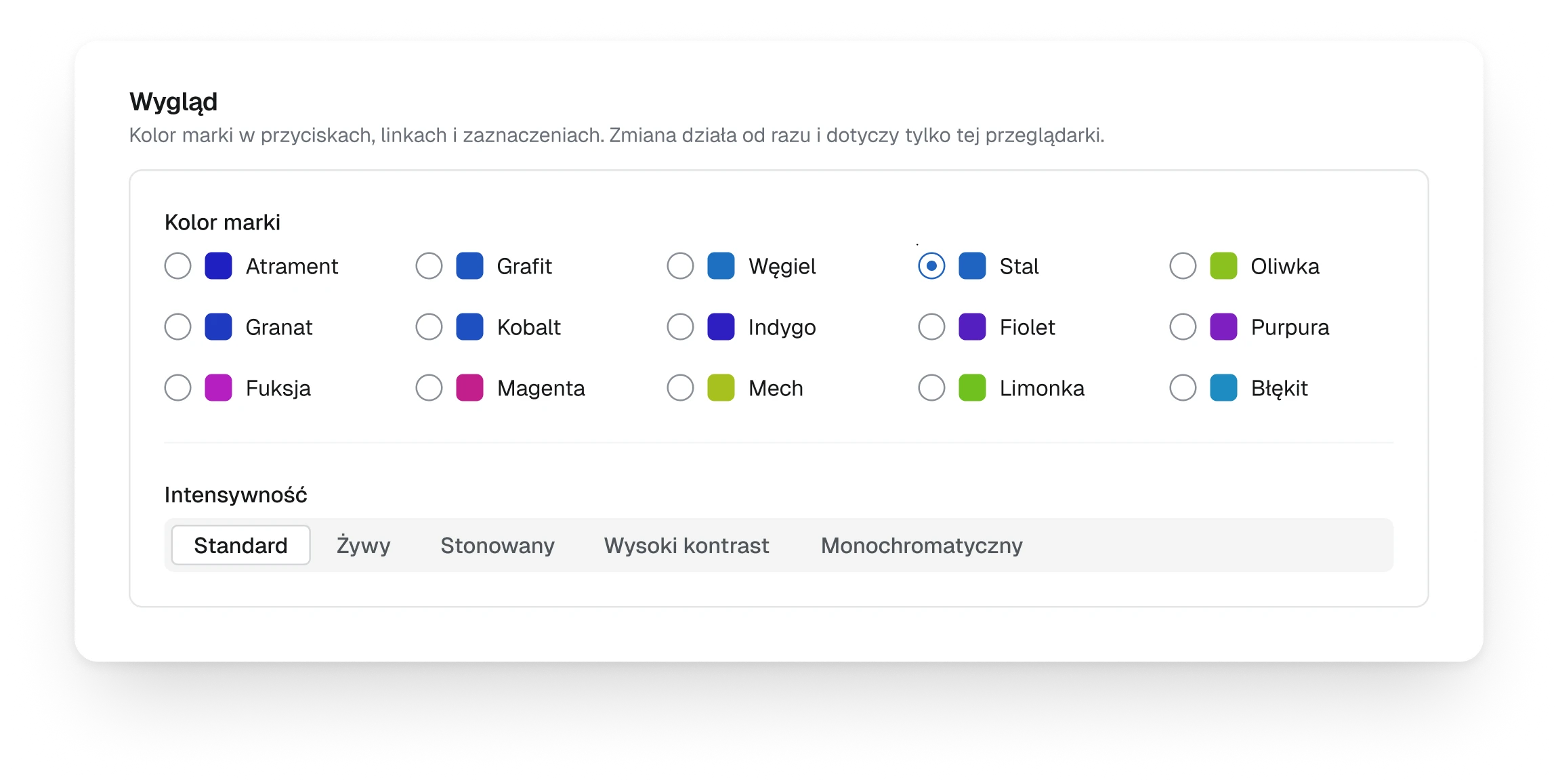 The appearance setting, fifteen accent colours as radio buttons with one selected, and a segmented control for intensity